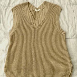 Sweater vest